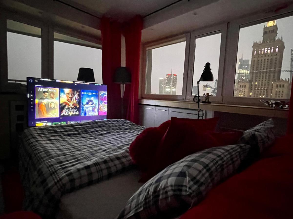 Love Metro Wifi 300Mbs 65'Tv Netflix Hbo Appletv+ ワルシャワ エクステリア 写真